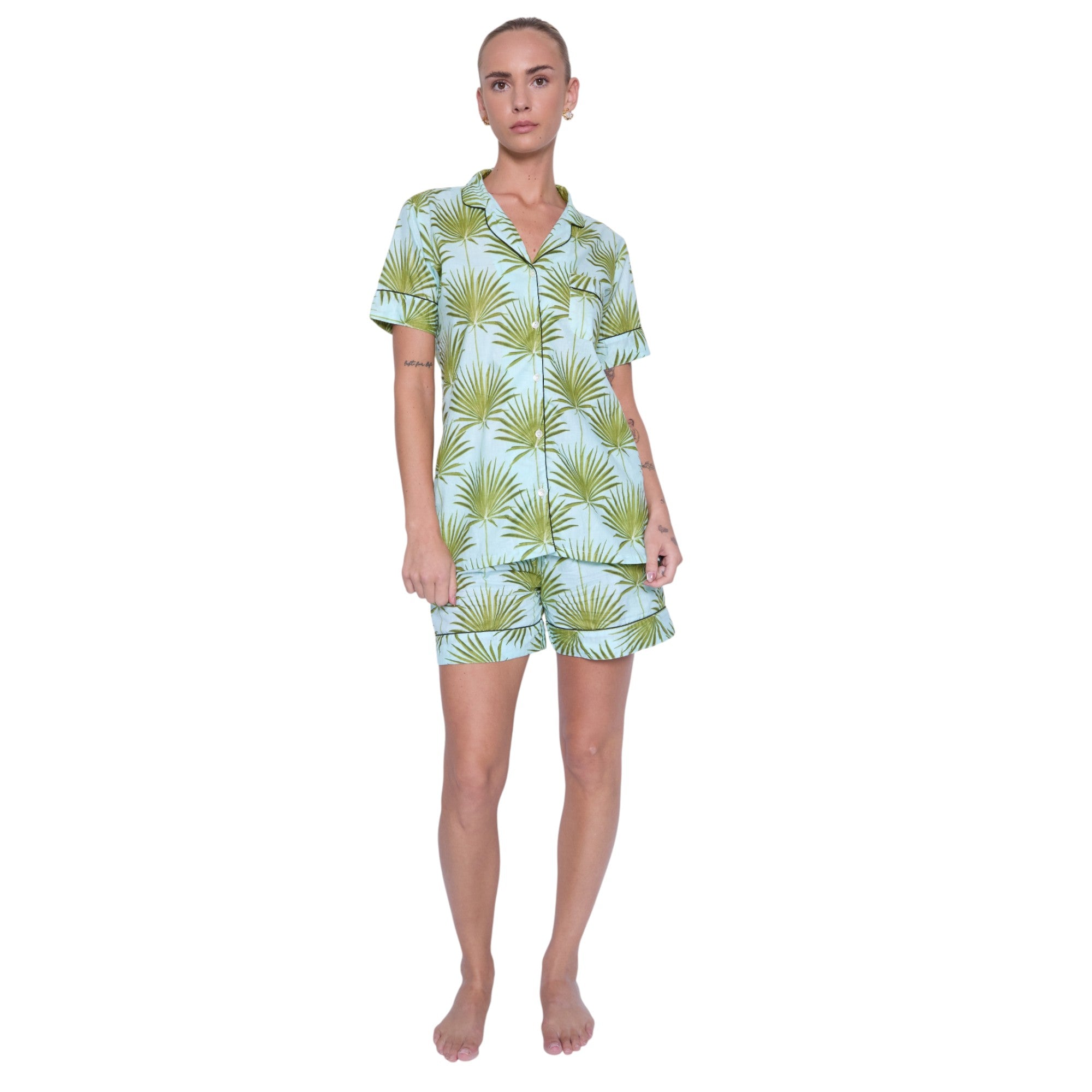 PIJAMA "VERDE BEACH" CON SHORT
