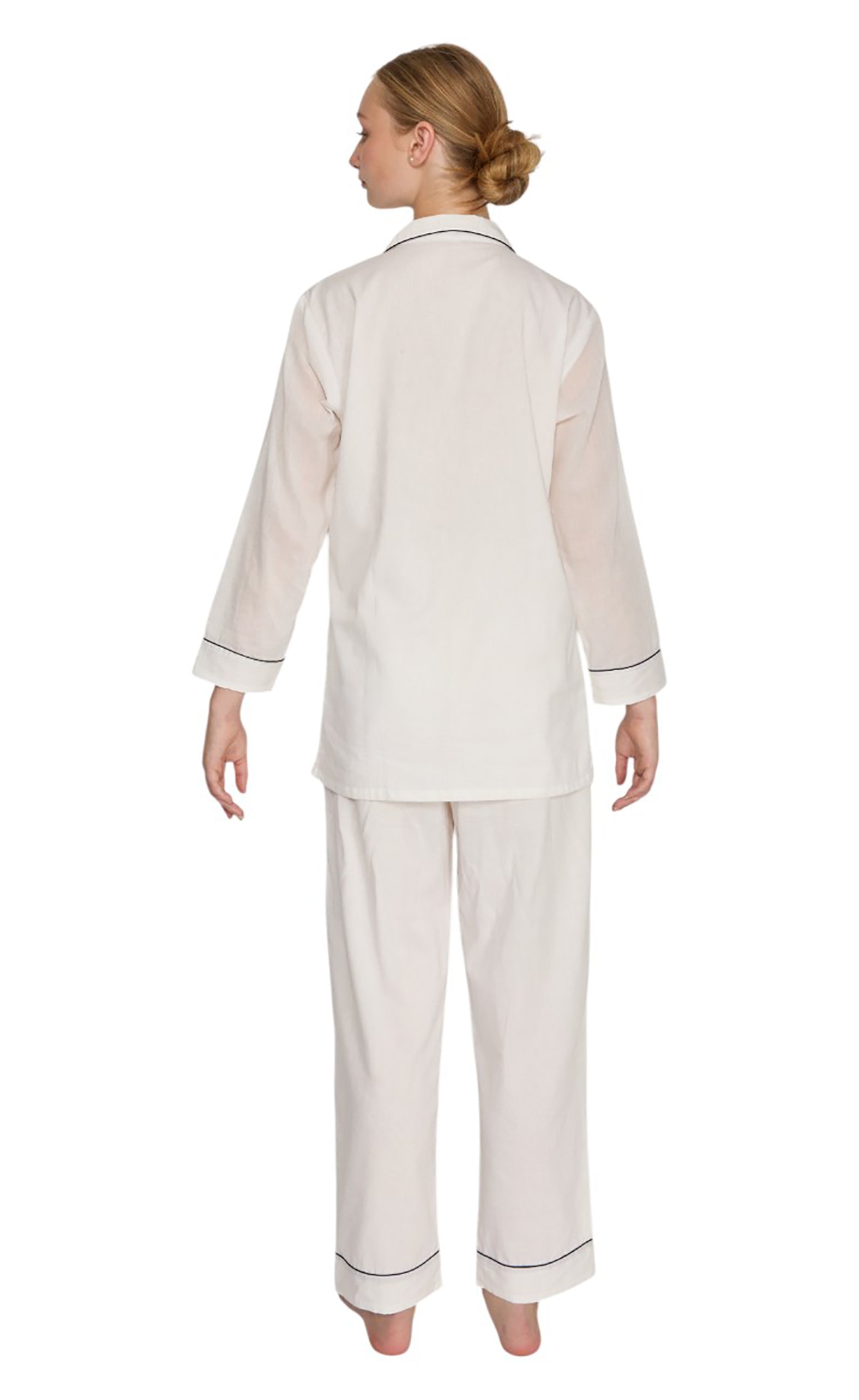 PIJAMA "CLASSIC WHITE" CON PANTALON