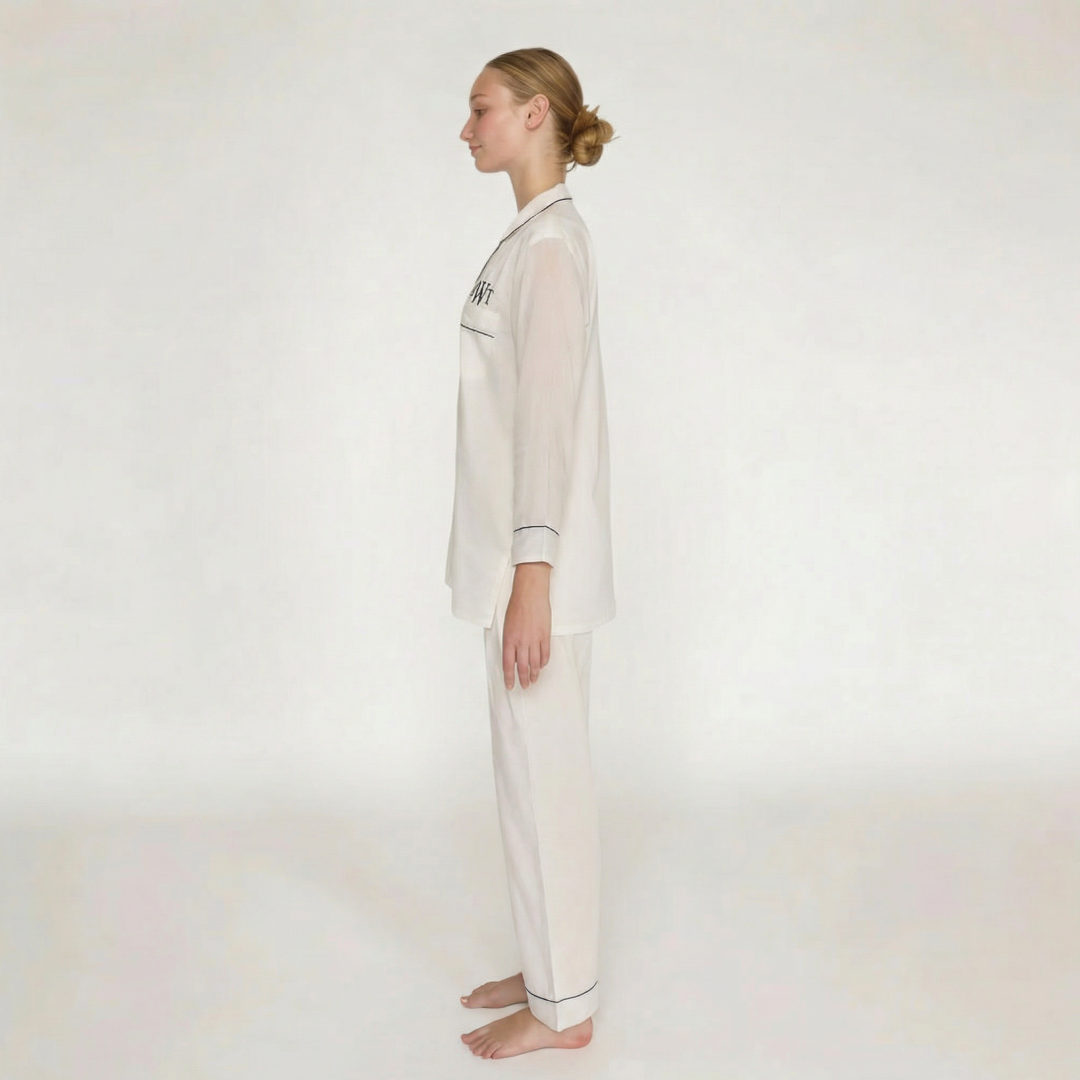 PIJAMA "CLASSIC WHITE" CON PANTALON